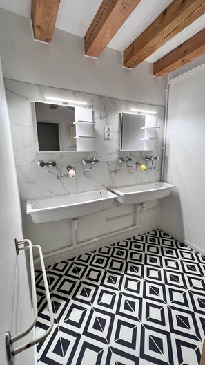 Bathroom - Loft Au Pied Des Vignes (Vosne-Romanée)