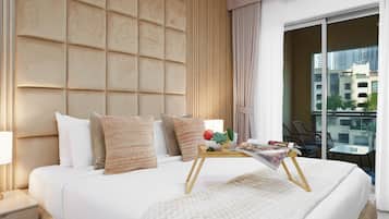 Exclusive Villa, 3 Bedrooms, Balcony | 3 bilik tidur, peti besi dalam bilik, langsir/tirai gelap terus