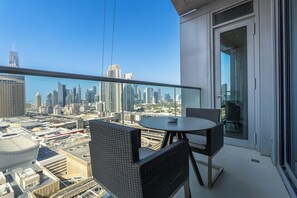 Terrace/patio - Luxury Living Spectacular Burj Views (Dubai)