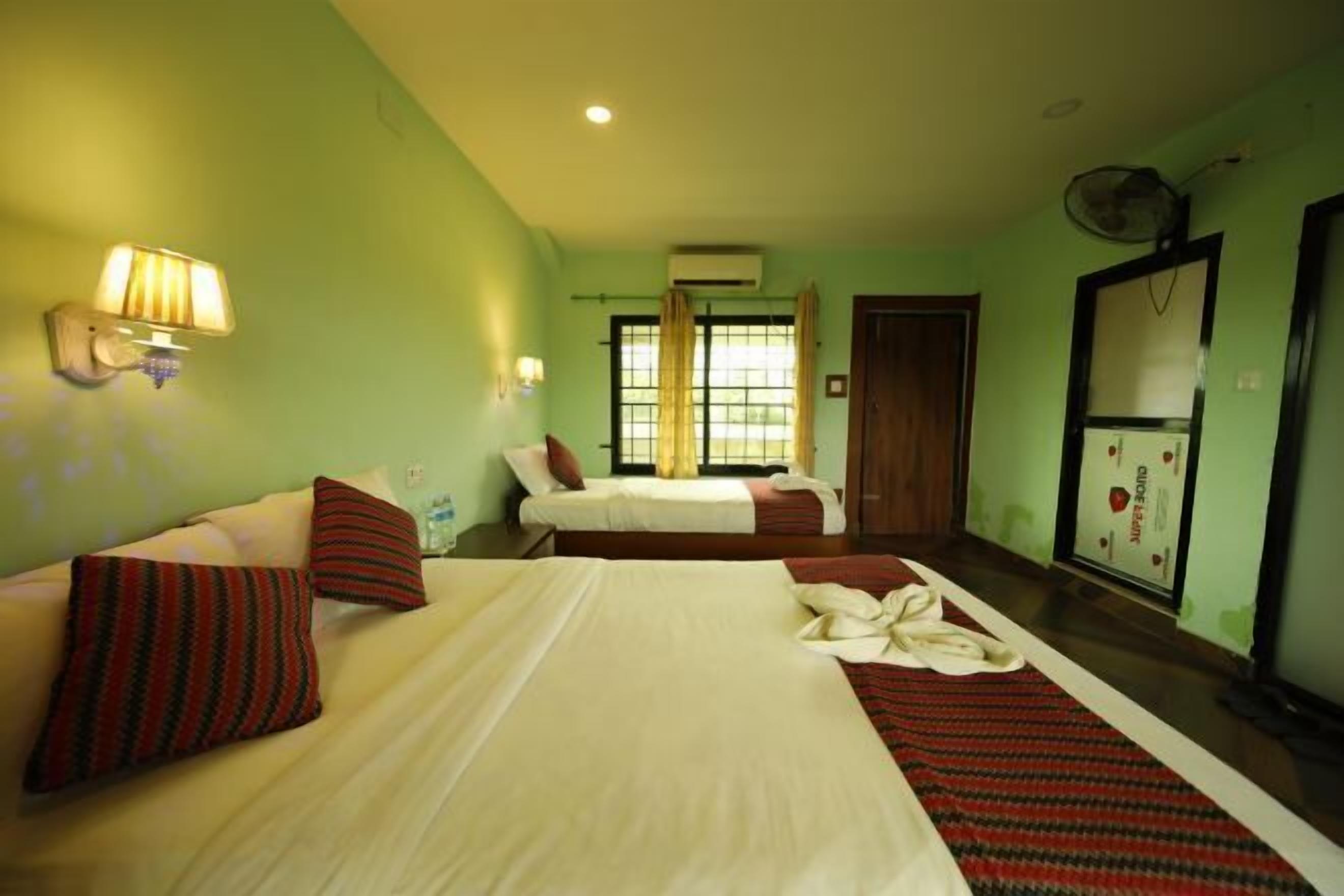 Premium bedding, desk, free WiFi, bed sheets