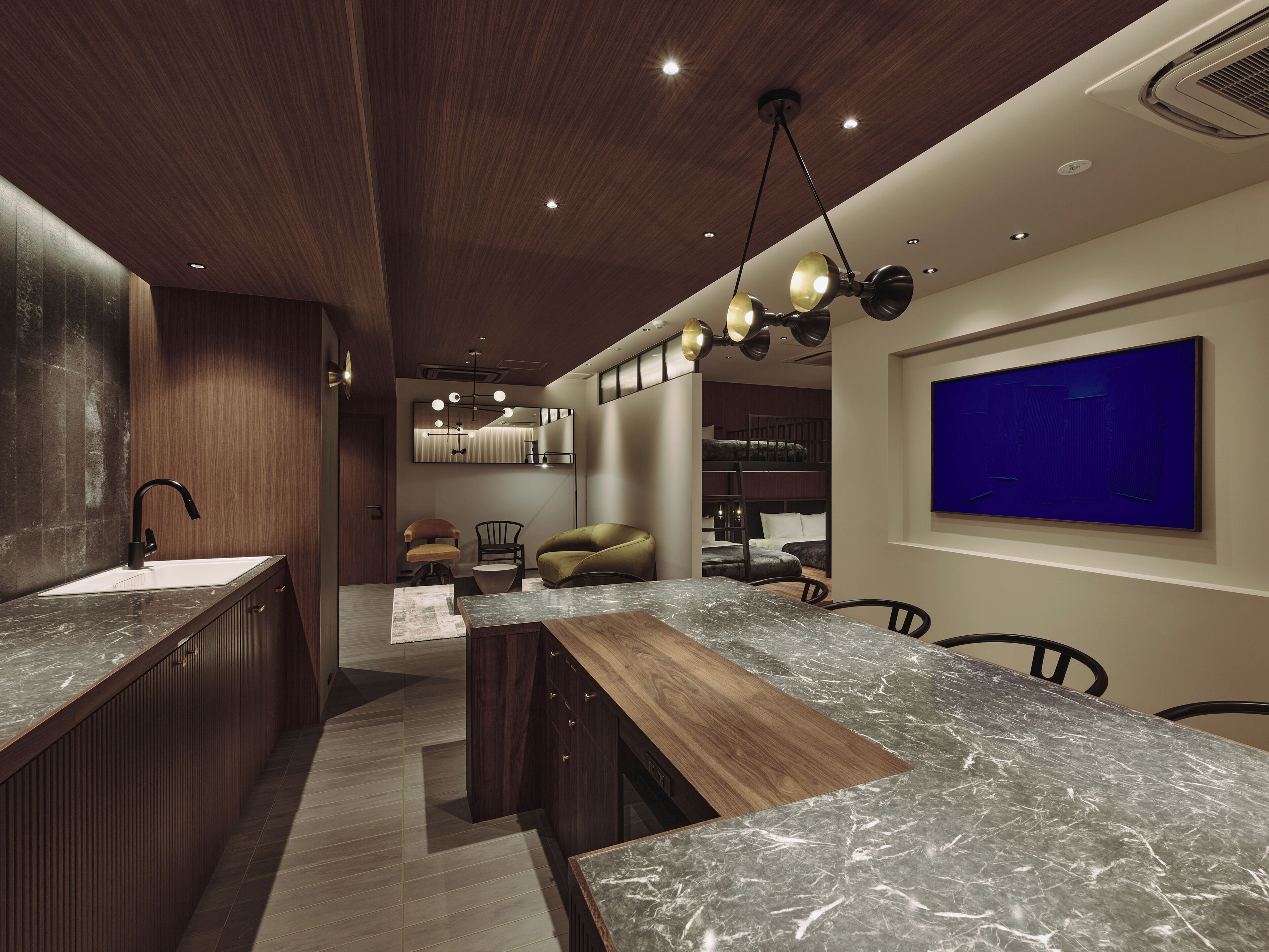 Superior Studio Suite | Free WiFi, bed sheets