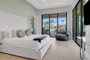 7 chambres, bureau, fer et planche à repasser, accès au Wi-Fi (inclus)