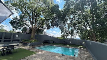 Alberca al aire libre