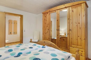 2 quartos, Wi-Fi de cortesia, roupa de cama