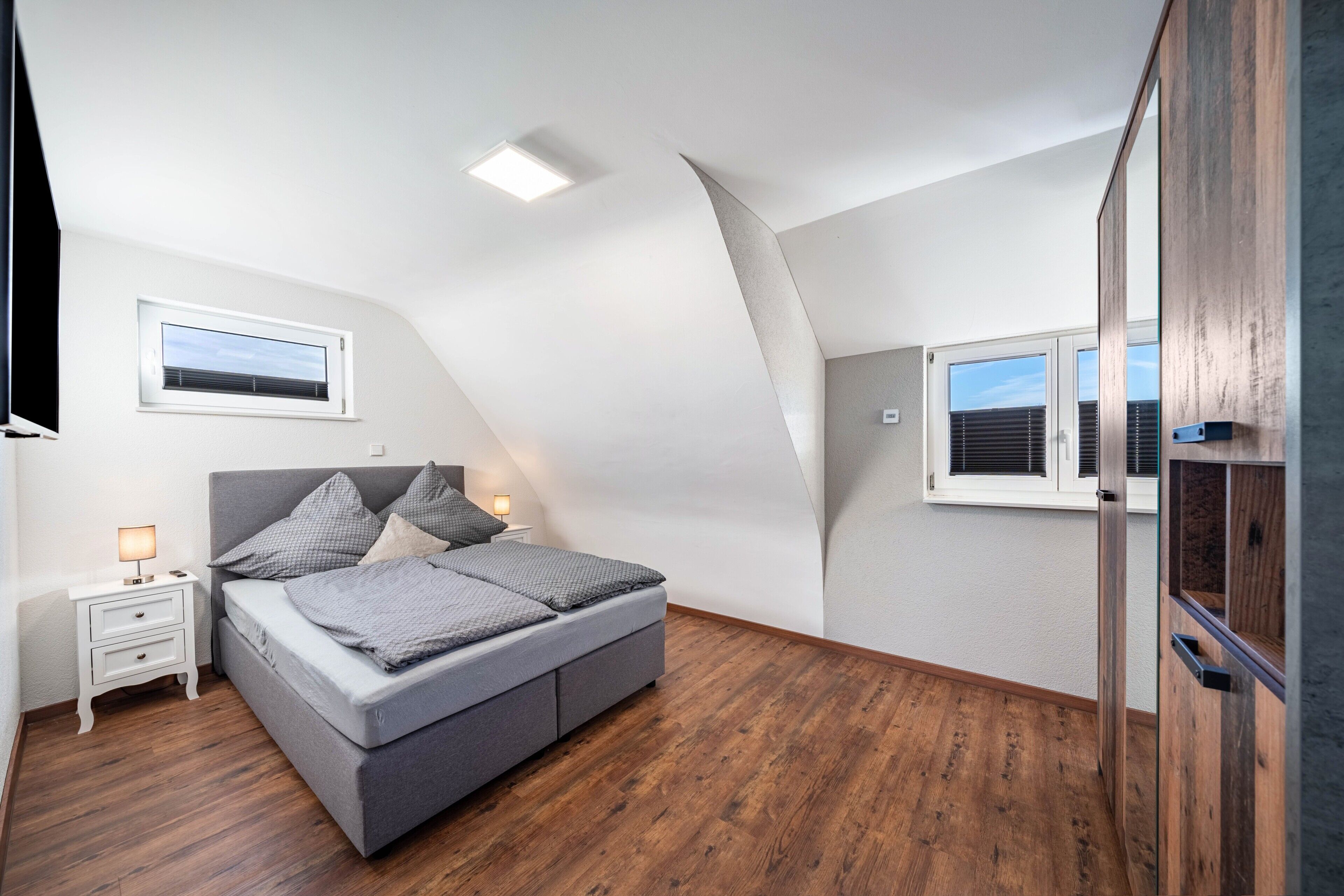 3 Schlafzimmer, Schreibtisch, Bügeleisen/Bügelbrett, kostenloses WLAN