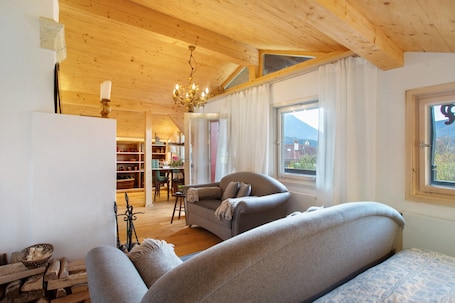 TV, fireplace. Apartment 'Haus Alpenveilchen - Appartement 4' with Mountain View, Balcony and Wi-Fi