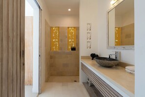 5 bedrooms, desk, free WiFi, bed sheets - VIlla Anak by Pertama Stay (Ungasan)