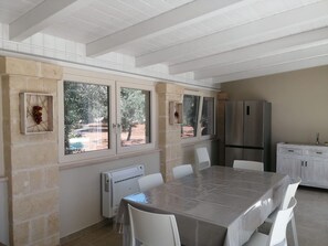 Dining - Stunning private villa for 6 people with private pool, A/C, WIFI, TV and veranda (Ostuni)