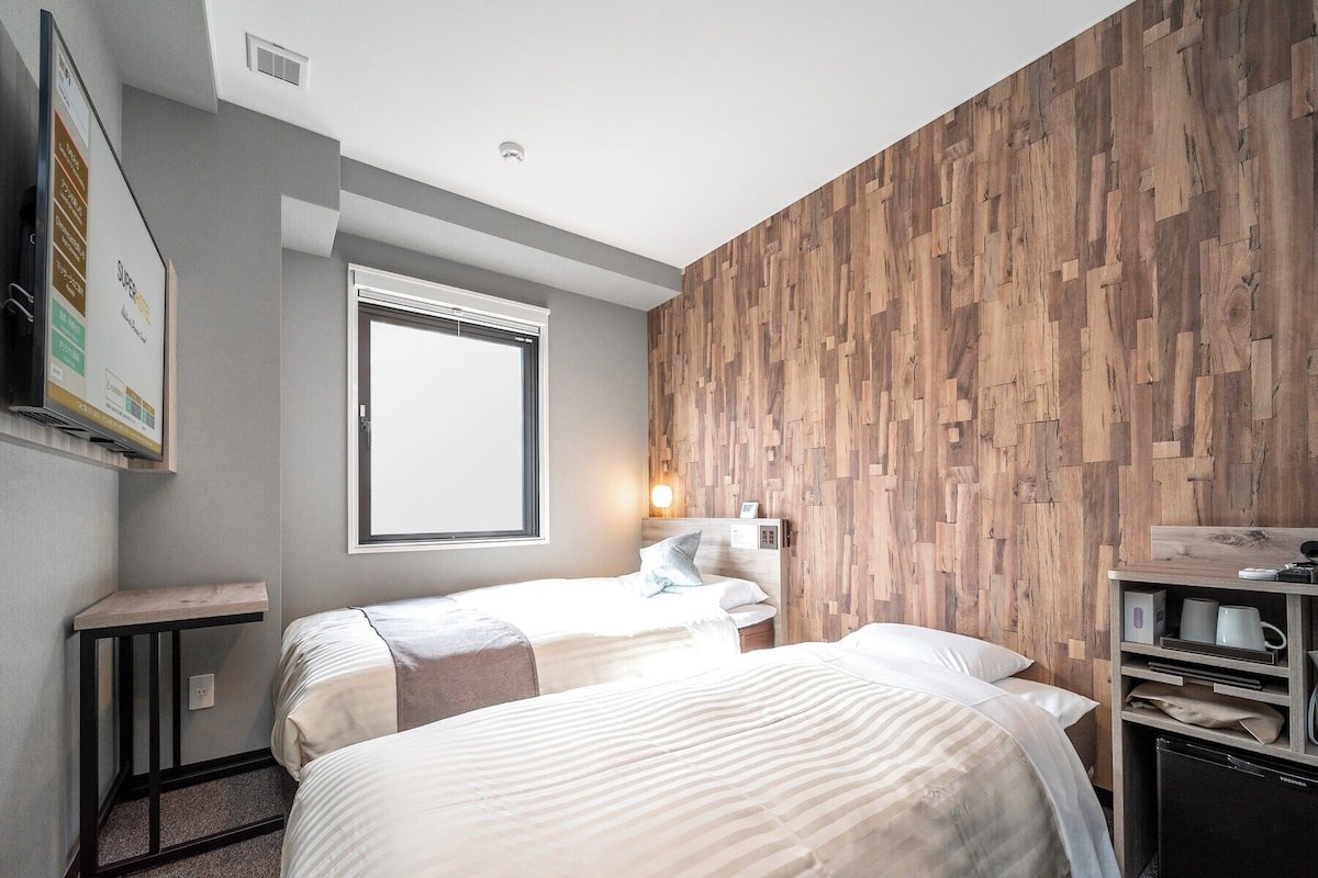 Double Room with Sofa(Twin) | Insonorizzazione, Wi-Fi gratuito, lenzuola