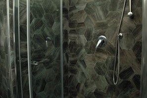 Chambre Deluxe Double ou avec lits jumeaux | Salle de bain