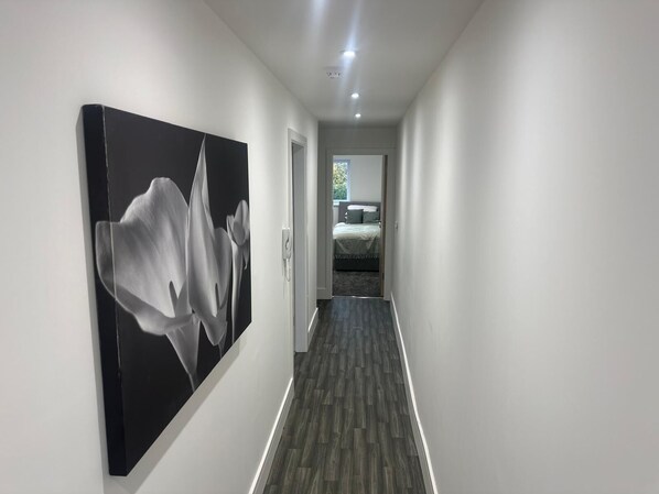 2 bedrooms, iron/ironing board, free WiFi