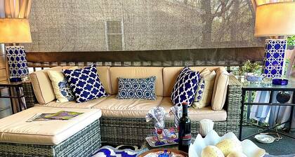 Remodeled 1 bedroom shared space, close to everything.Your choice of 2 bedrooms