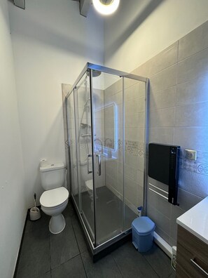 Håndklæder, Sæbe, Toiletpapir