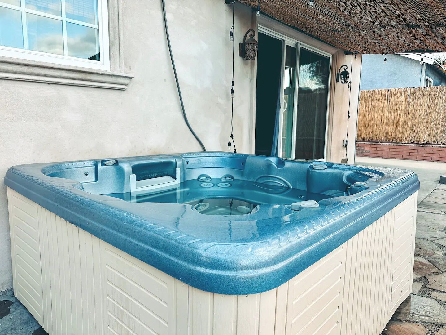 Bain à remous extérieur