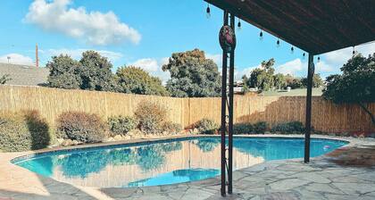 Modern SD Oasis w/ Pool & HotTub