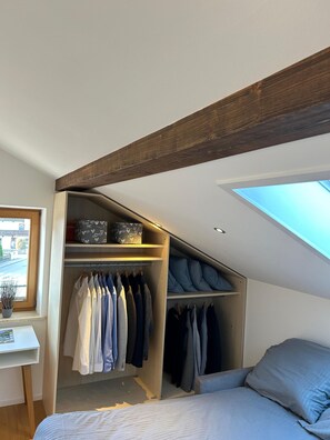 2 soverom og sengetøy