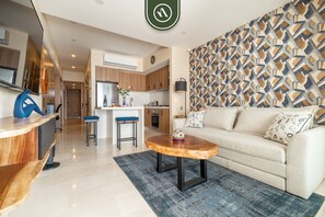 Apartment, Accessible | 1 bedroom, Internet
