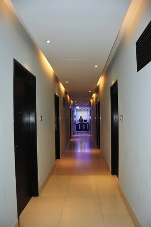 Lobby - Hotel Grand Royal Dhanmondi  (Dhaka)
