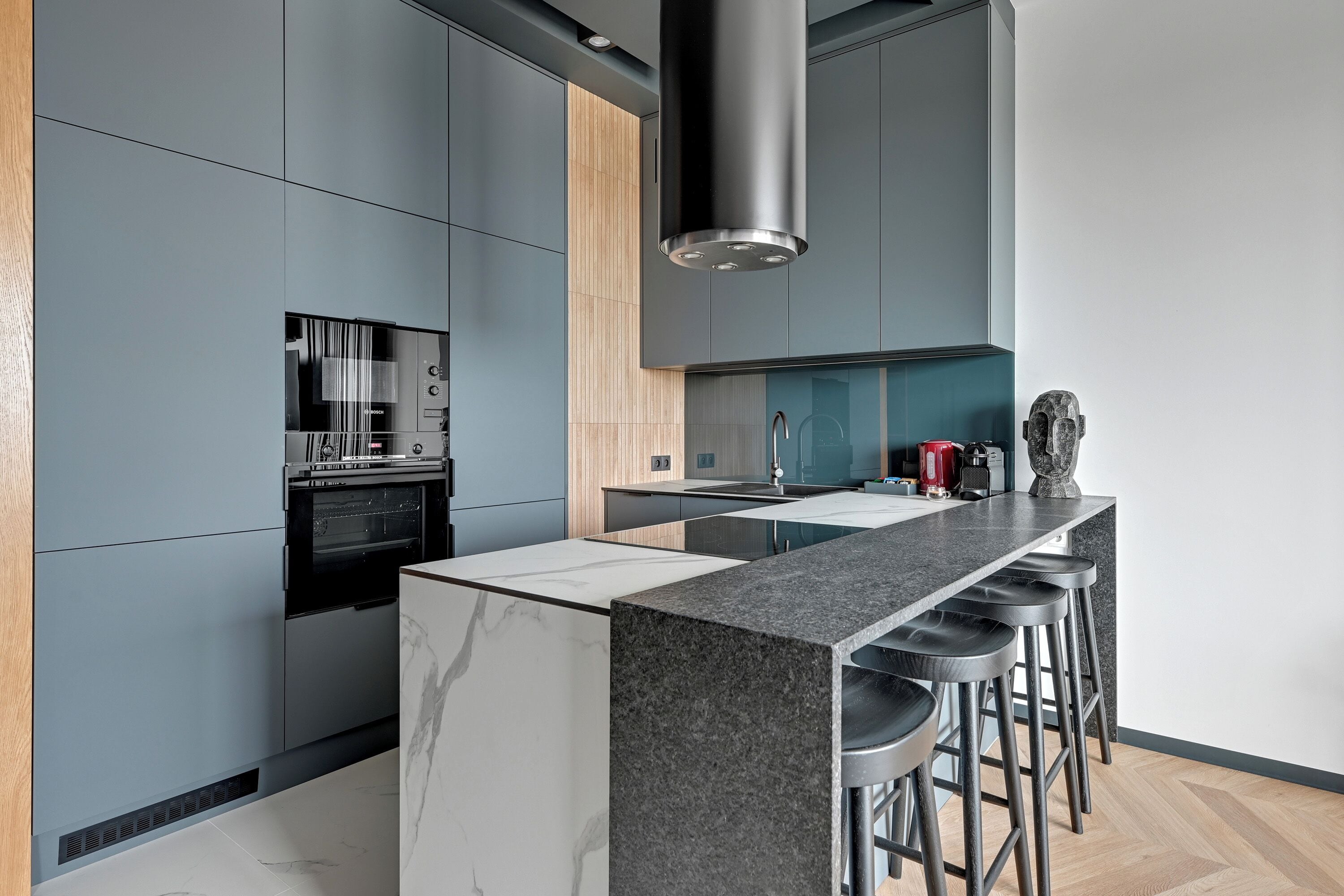 Classic-Apartment | Eigene Kochnische | Kühlschrank, Wasserkocher mit Kaffee-/Teezubehör, Wasserkocher