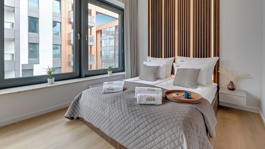 Brabank Riverside & Parking by Downtown Apartments