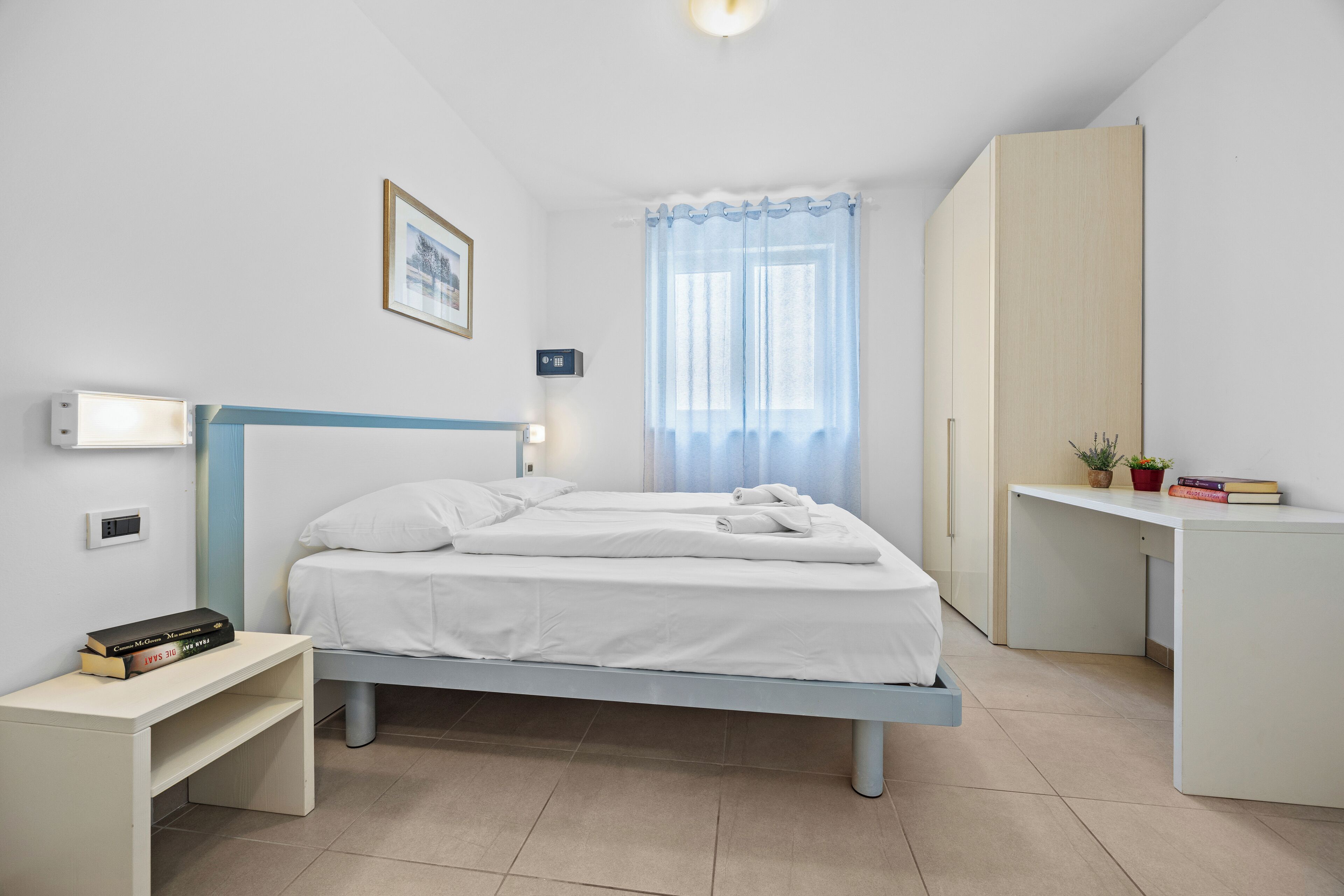 Apartment, 2 Schlafzimmer, Balkon | Zimmersafe, Verdunkelungsvorhänge, kostenlose Babybetten