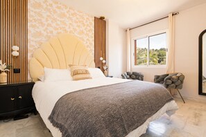2 bedrooms, iron/ironing board, free WiFi - Marbella Coastal Comfort (Marbella)