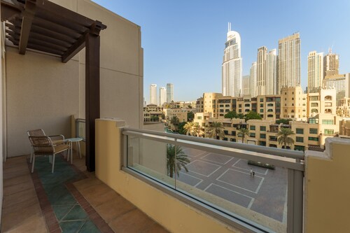Exclusive Duplex Villa w Panoramic Terrace Overlooking Burj Khalifa