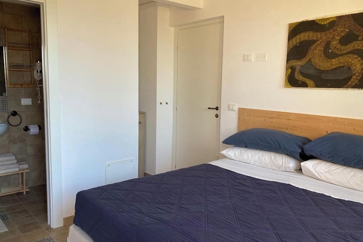 Comfort Double or Twin Room | Laptop workspace, soundproofing, free WiFi