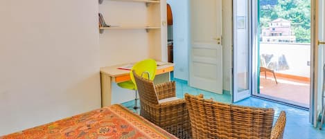 House | 1 bedroom
