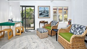 Interior - Waterfront Stylish Luxury, Light, Relaxed (Sunshine Coast)