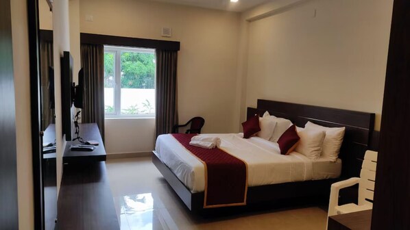 Deluxe Room with Coconut Palm View | View from room