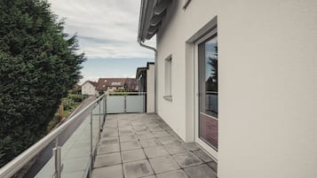 Design Apartment, 1 Double Bed with Sofa bed, Non Smoking, City View | Terrace/patio