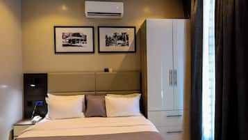 Deluxe Room | 1 bedroom, desk, laptop workspace, free WiFi