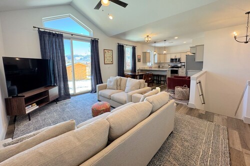 Modern Family Getaway in Driggs