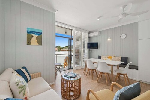 Ocean Parade 5 Two-Bedroom Beachside Apartment