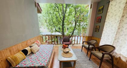 Boho Grove Cafe and Stay