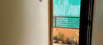 Terrific 2-bedroom apartment with WiFi in Varanasi