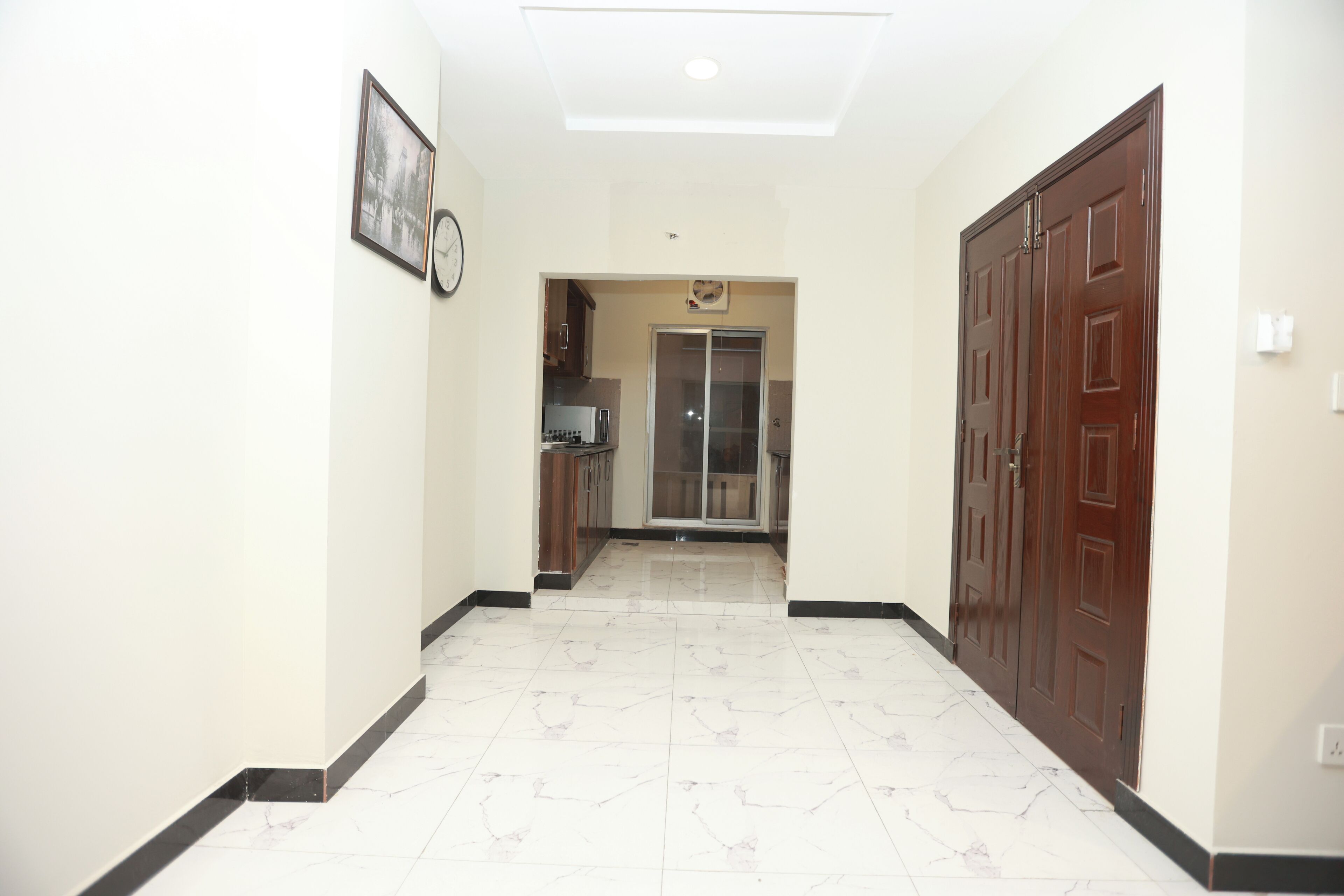 Standard Apartment | Private kitchen | Mini-fridge, oven