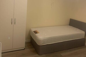 2 camere, Wi-Fi gratuito, lenzuola