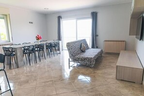 TV - Villa Ambra Sicily (Sicilia)