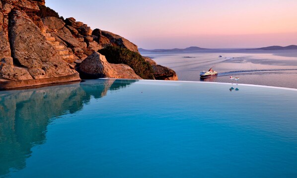 4 bedrooms, Internet - Villa Marak by Unique Villas Collection (Mykonos)