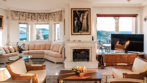 5 bedrooms - Horizon Heaven Villa by Unique Villas Collection (Saronikos)