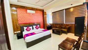 Super Deluxe Room | Strygejern/strygebræt, gratis Wi-Fi