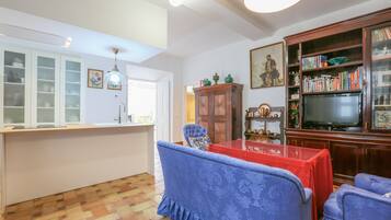 House | Bahagian luar