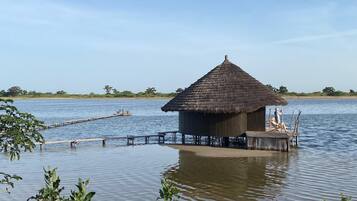 Habitació superior, vistes a la llacuna | 1 dormitori i matalassos de la marca Select Comfort