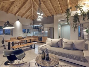 スマートテレビ、書庫、ステレオ