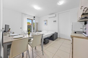 Apartment, 1 Bedroom, Balcony | Living area - Residence Kamenjak Runke (Medulin)