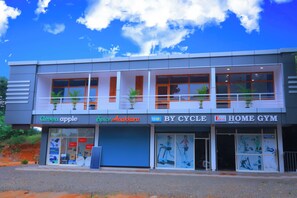 Exterior - cloud foster residency  (Udumbanchola)