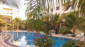 Pool - Apartment in Saly in a beautiful residence (Saly)