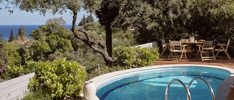 Piscine extérieure, piscine chauffée